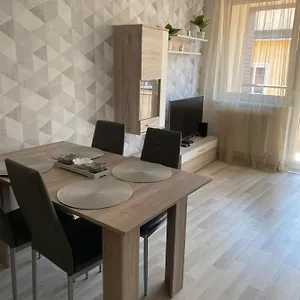 simonffy-central-apartment.hotels-hajduszoboszlo-hungary.com/